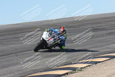 media/Oct-13-2025-Moto Forza (Mon) [[a66d839500]]/2-A Group/Session 2 (Bowl)/